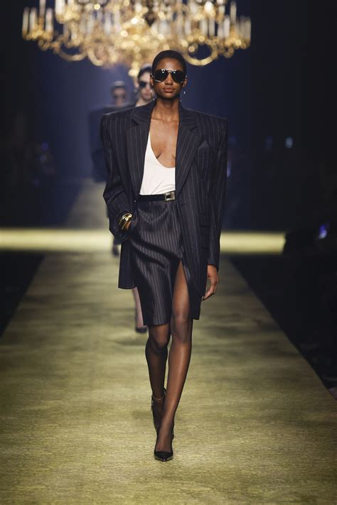 yves saint laurent chiodo con pelo|Saint Laurent Spring 2025 Ready.